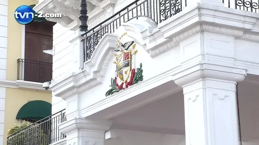 Siete personas enfrentan cargos por caso de comida deshidratada