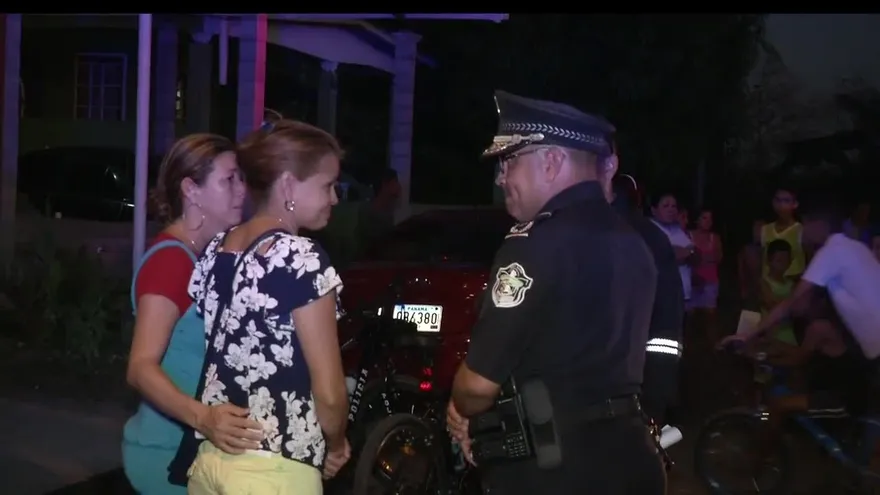 Hombre muere al ser atacado por abejas