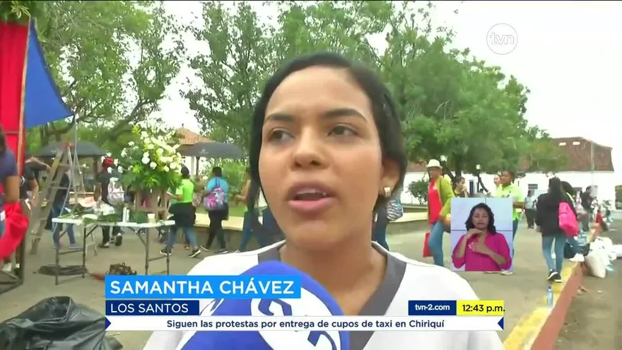 Visitantes participan del Corpus Christi en La Villa de Los Santos