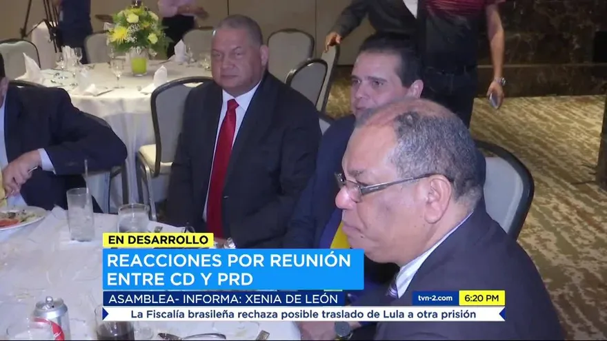 PRD y CD se reúnen para conversar sobre la presidencia de la Asamblea