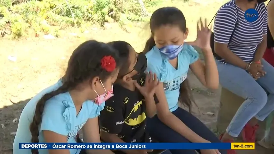 Vacunan a niños ante inicio del año escolar
