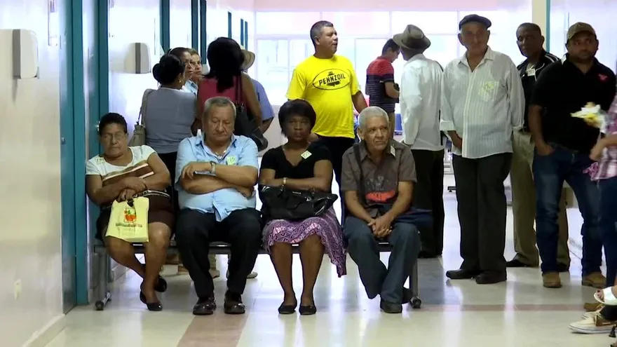 El testimonio de panameños que esperan una operación