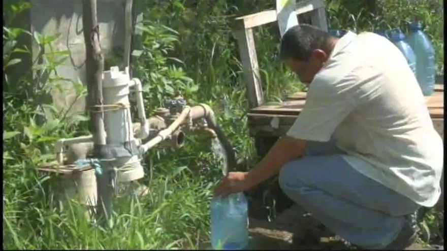 Tras contaminación con Atrazina, residentes aún temen beer agua del grifo