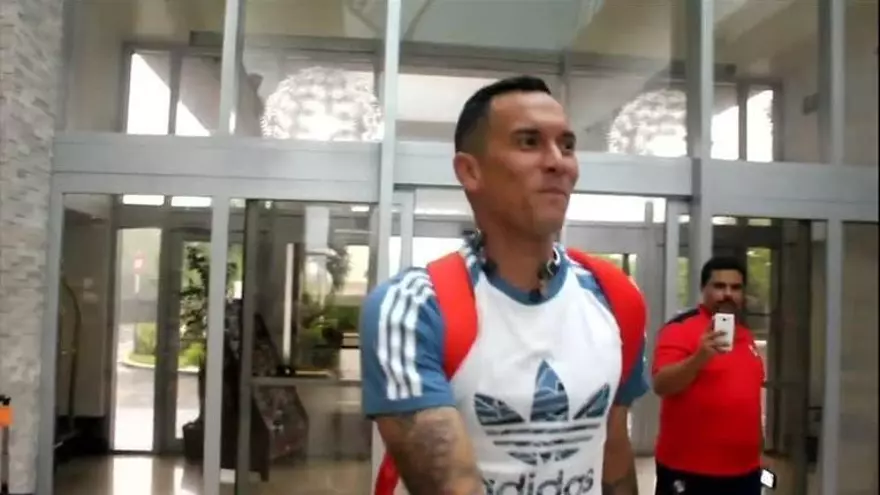 Blas Pérez presenció incidente en aeropuerto de Los Ángeles