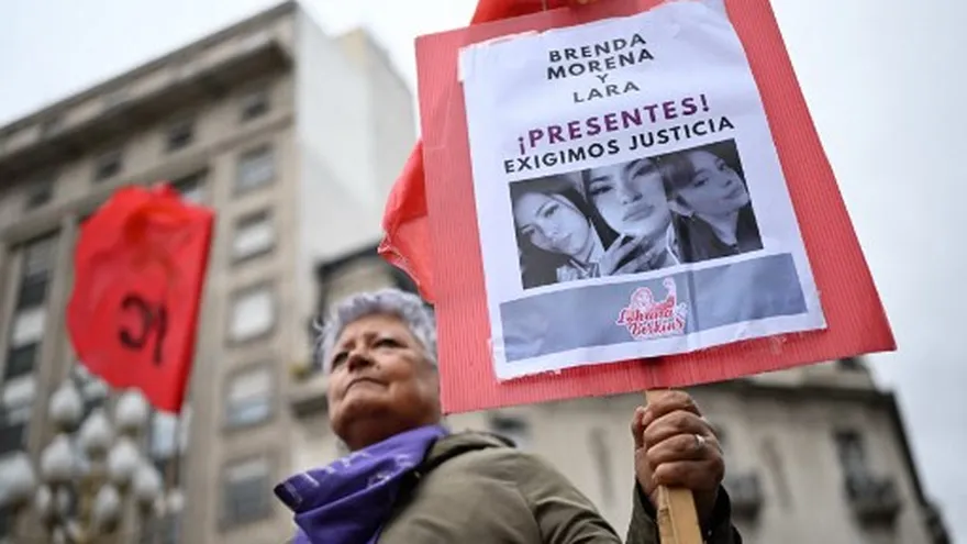 Argentinos piden justicia para mujeres asesinadas