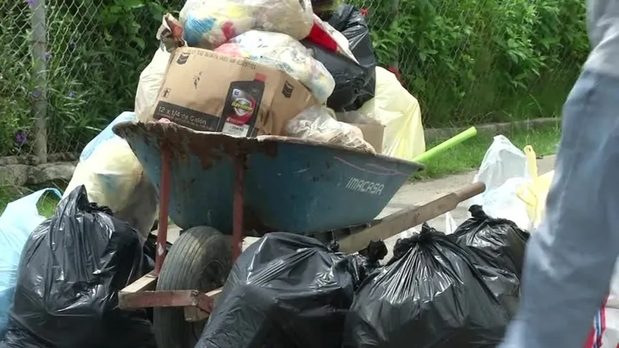 Se acumula la basura en Veracruz