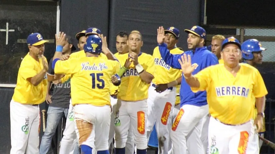 Herrera gana y toma ventaja ante Bocas del Toro