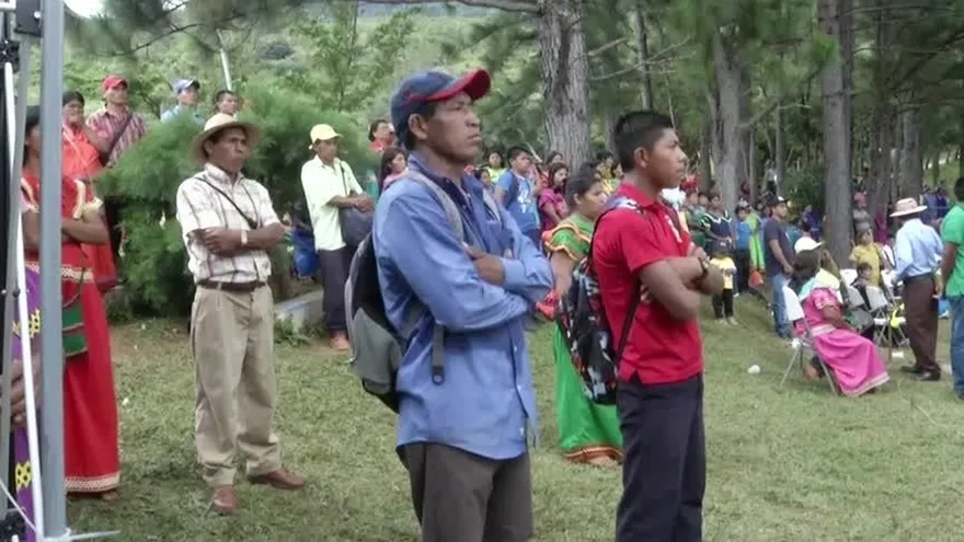 Tensión en firma de acuerdo en Barro Blanco