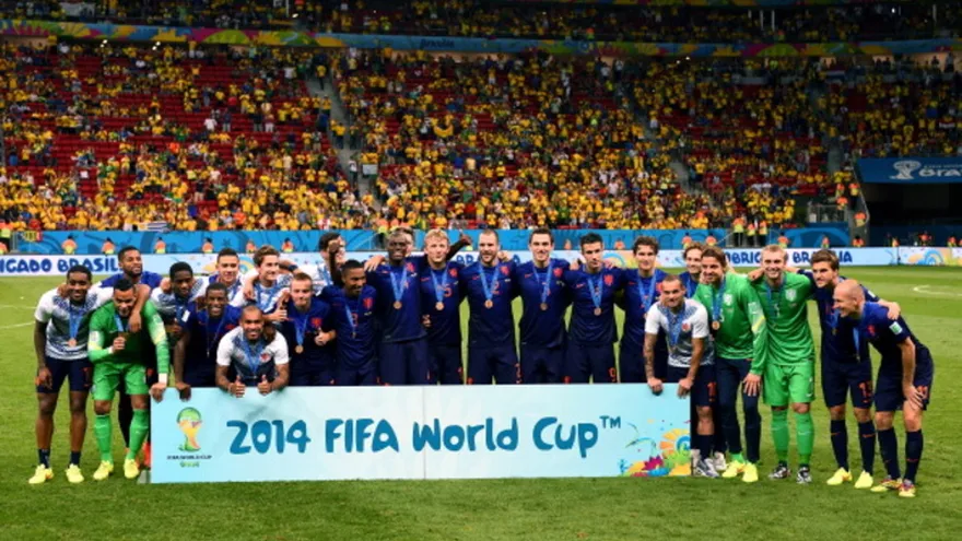 Resumen: Holanda venci