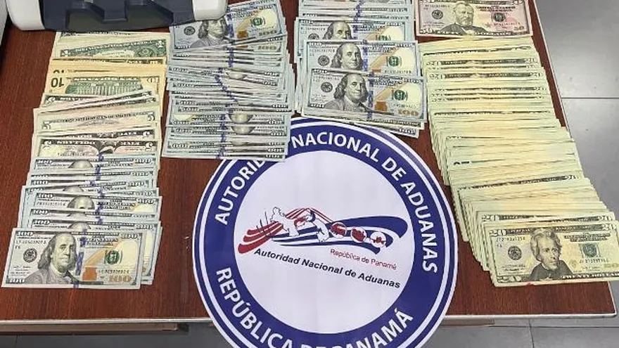 Los inspectores de Aduana incautaron más de 28 mil dólares en el operativo llamado “Navidad sin Contrabando”.