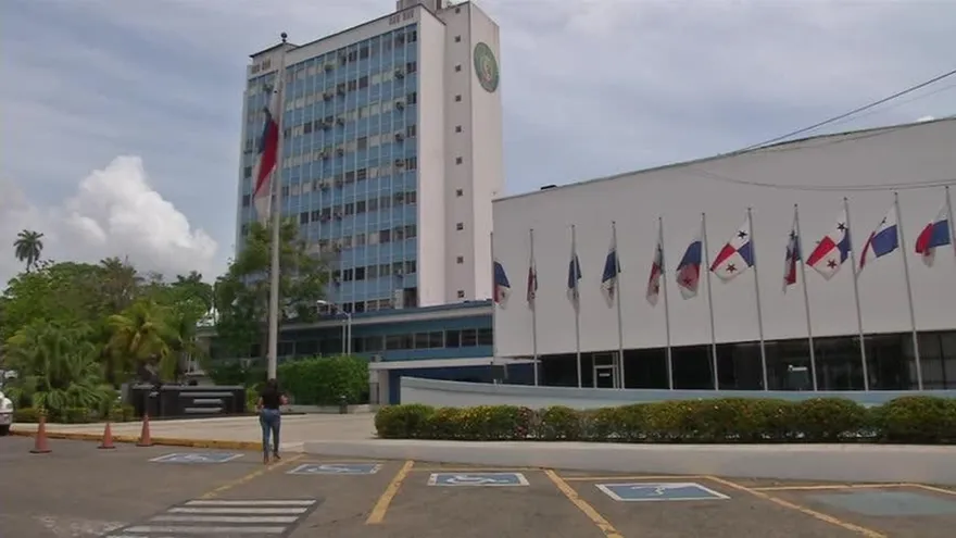 Se aprueba ley blindaje