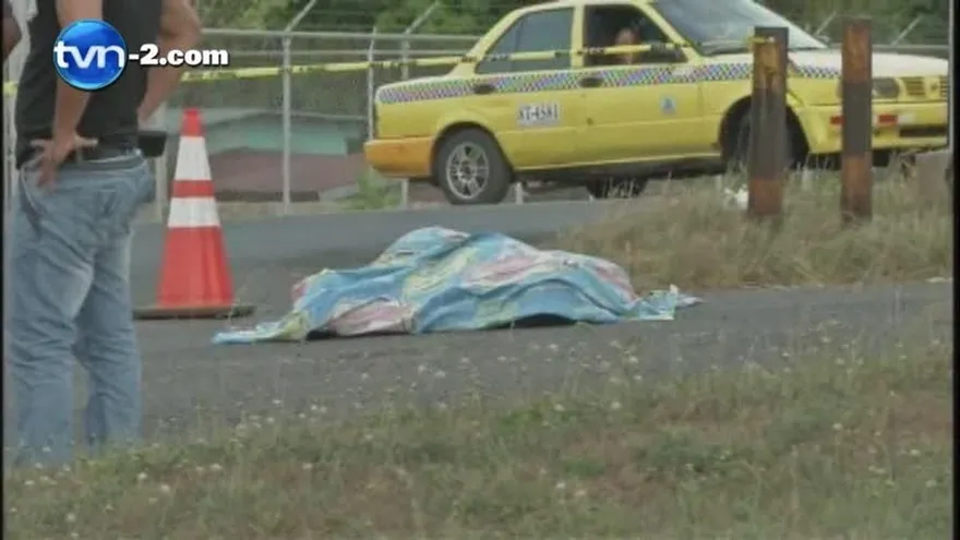 Hombre asesina a su pareja con 11 puñaladas