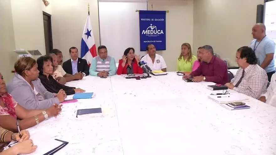 Docentes inconformes por incumplimiento de acuerdo