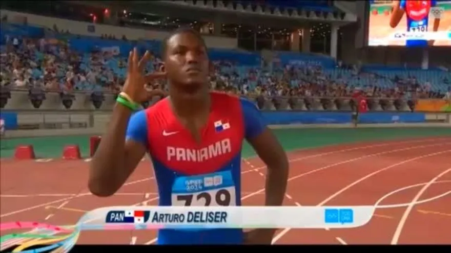 Arturo Deliser 100mts planos en Nanjing