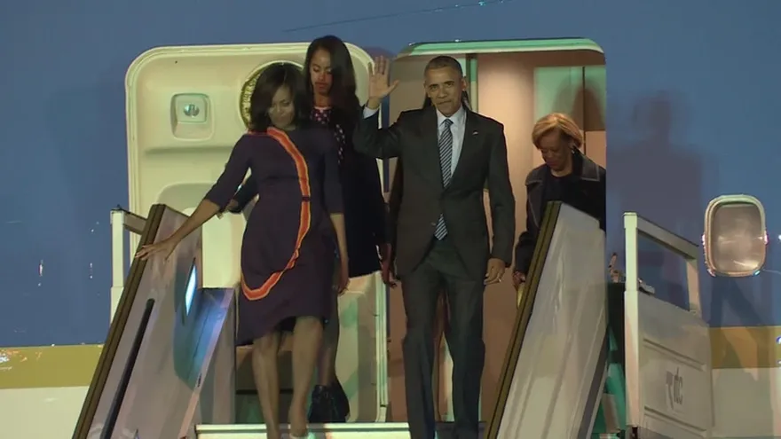 Tras visita histórica a Cuba, Obama llega a Argentina