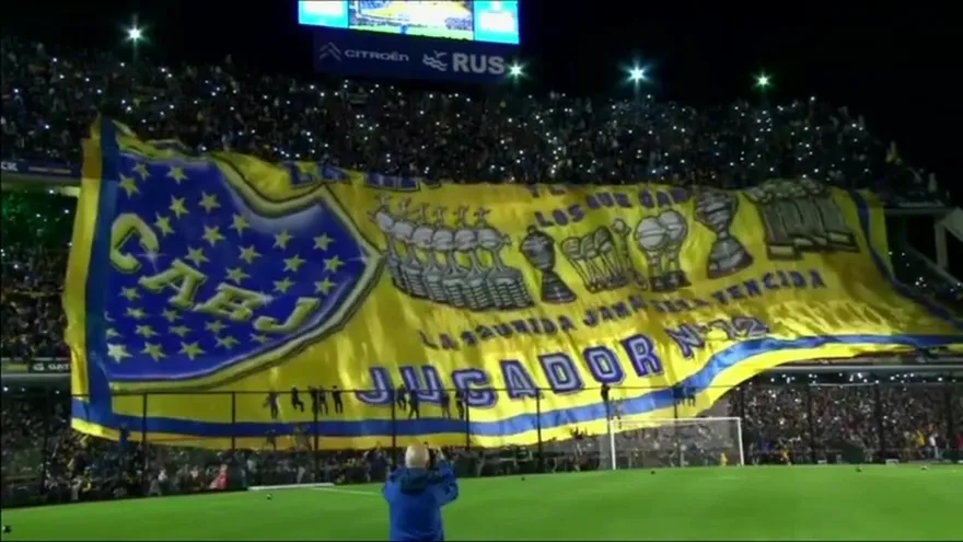 Carlos Tévez de vuelta a la Bombonera y así fue el recibimiento