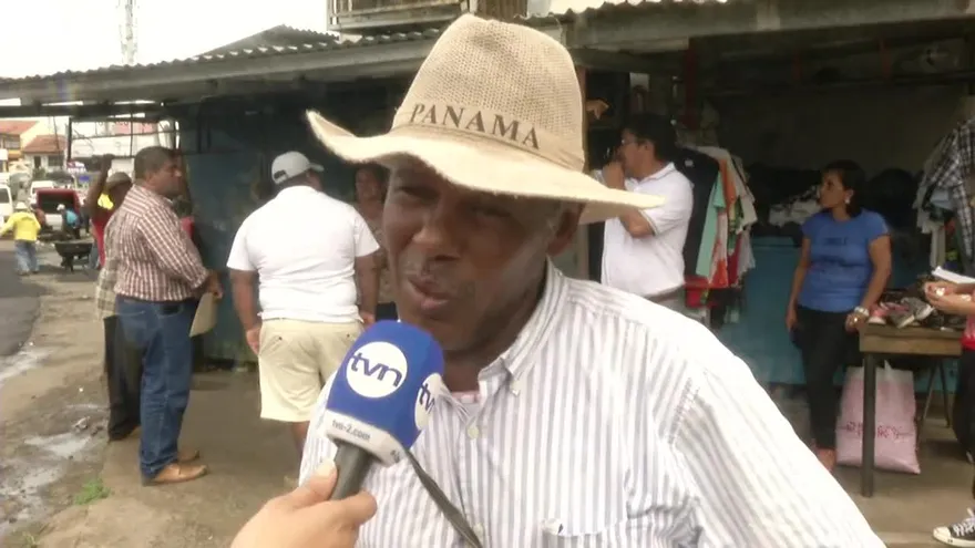 Comerciantes del mercado de Penonomé están molestos por cambios de horario