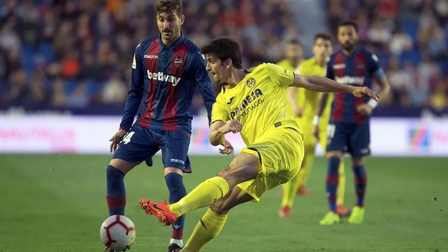 Valencia gana 'in extremis' en Girona y entra en puestos europeos