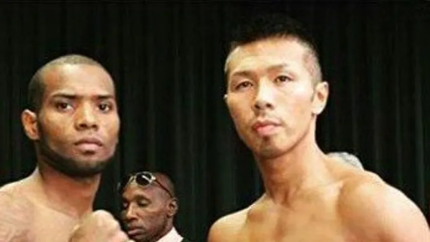 Panameño Jezreel Corrales venció por KO a súper campeón en Japón