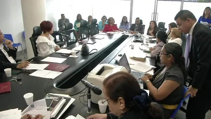 Discuten proyecto de ley de pensión alimenticia