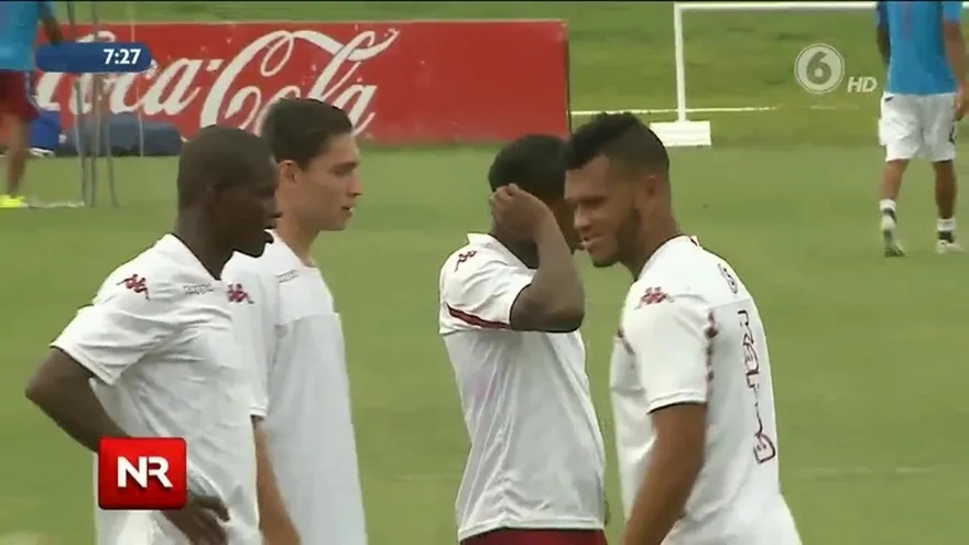 Rolando Blackburn entrenó con Saprissa