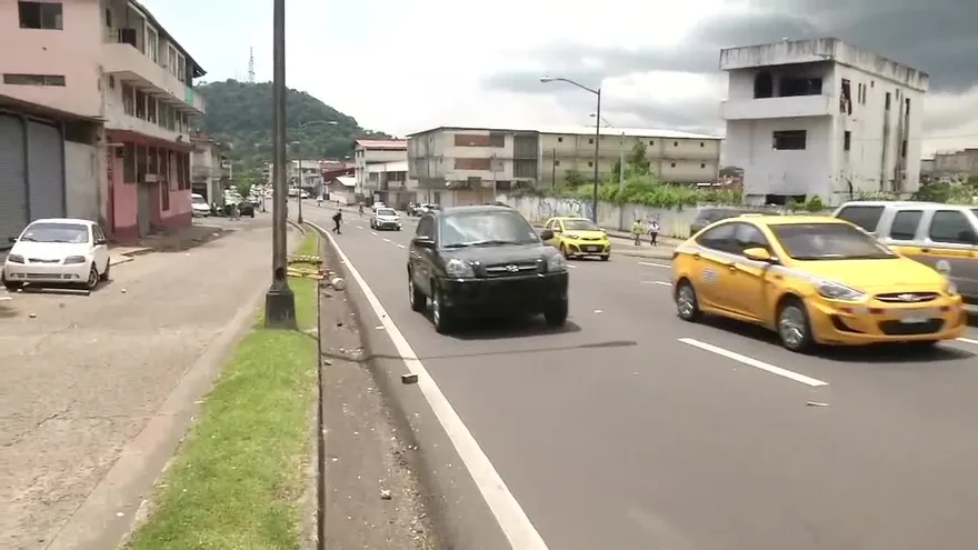 Se normaliza la Avenida Nacional tras cierre de calle
