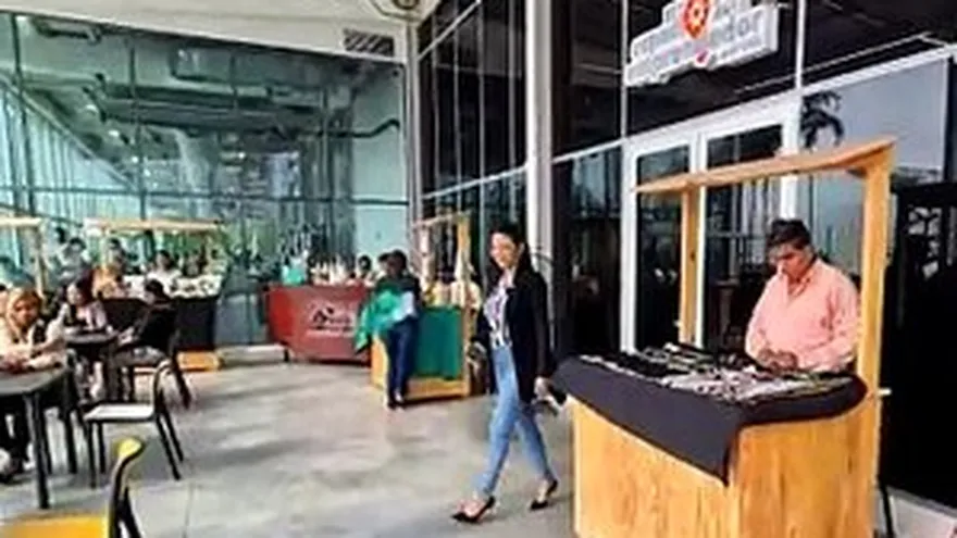 El rincón de emprendedores de Ampyme: conoce la bella historia de Luis Ortíz