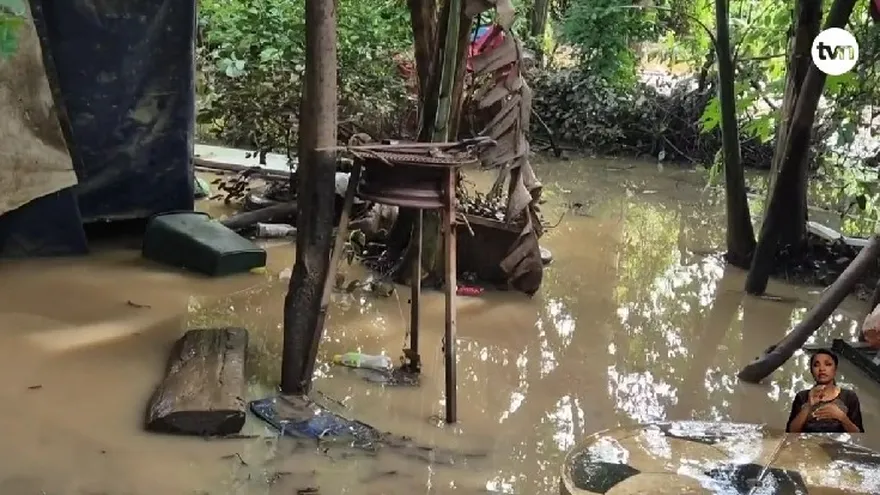 Desborde del río La Villa deja más de 30 personas afectadas en Los Santos