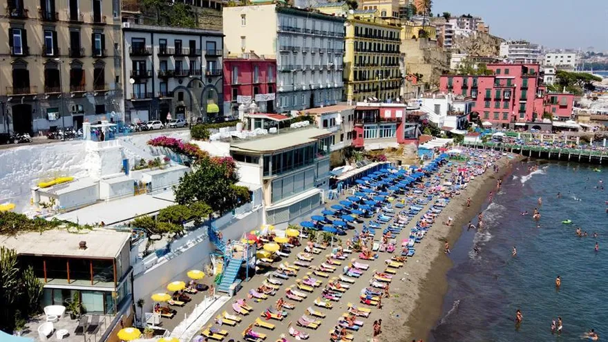 Italia registra una bajada en el número de contagios con 239 casos en un día