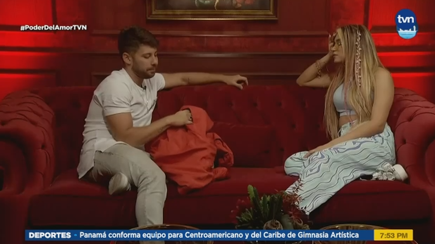 Regresa una participante a El Poder del Amor