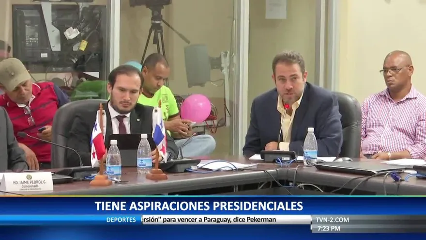 Cuestionan a ministro Etchelecu en la Asamblea