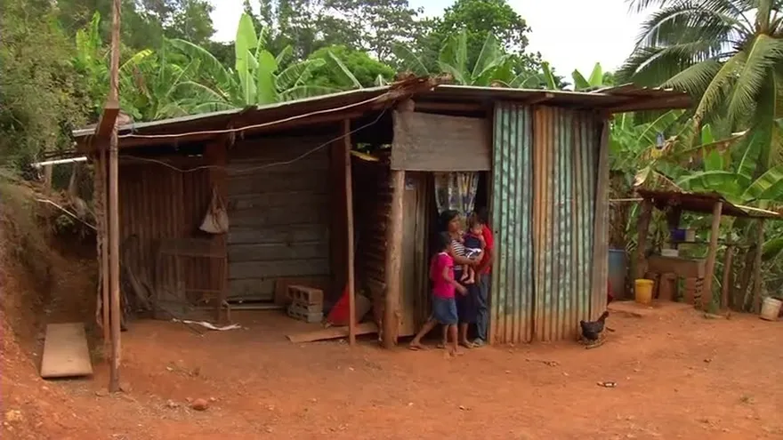 En desamparo familia de seguridad asesinado