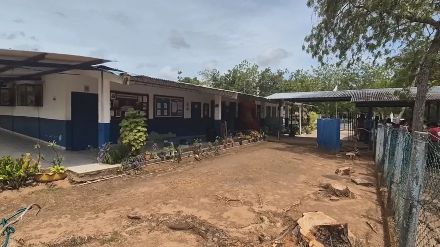 Protesta en escuela de El Espinal de Los Santos por falta de docentes y recursos