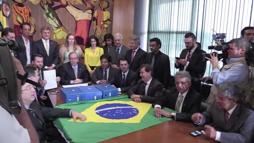 Brasil. Entregan nuevo pedido de impeachment contra Rouseff