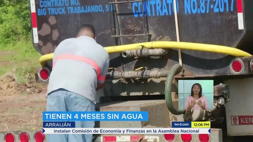 Residentes de Cruz de Oro protestan por falta de agua