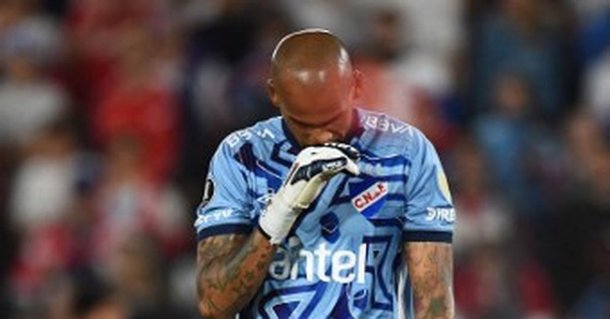 Luis 'Manotas' Mejía sufre lesión, club Nacional emite comunicado sobre la condición del panameño