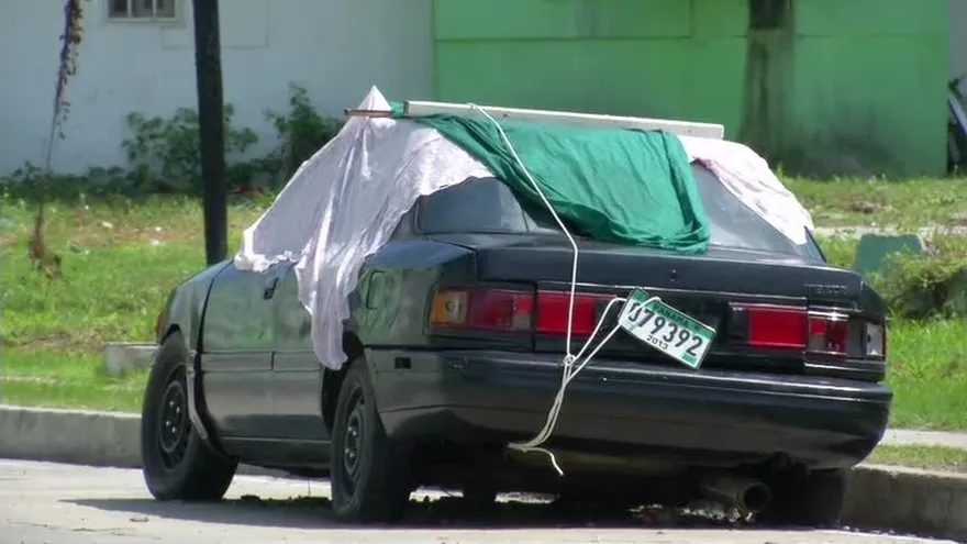 Descarte de autos del Estado