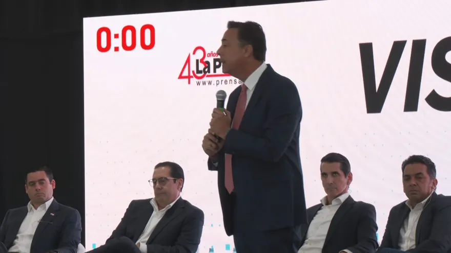 Foro organizado por el diario La Prensa