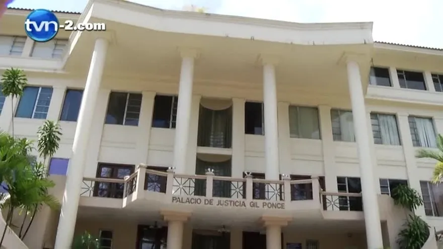 Llaman a juicio a 14 personas por Dietilenglicol