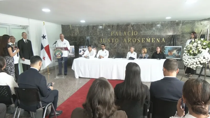 Ceremonia a las víctimas de la invasión de 1989