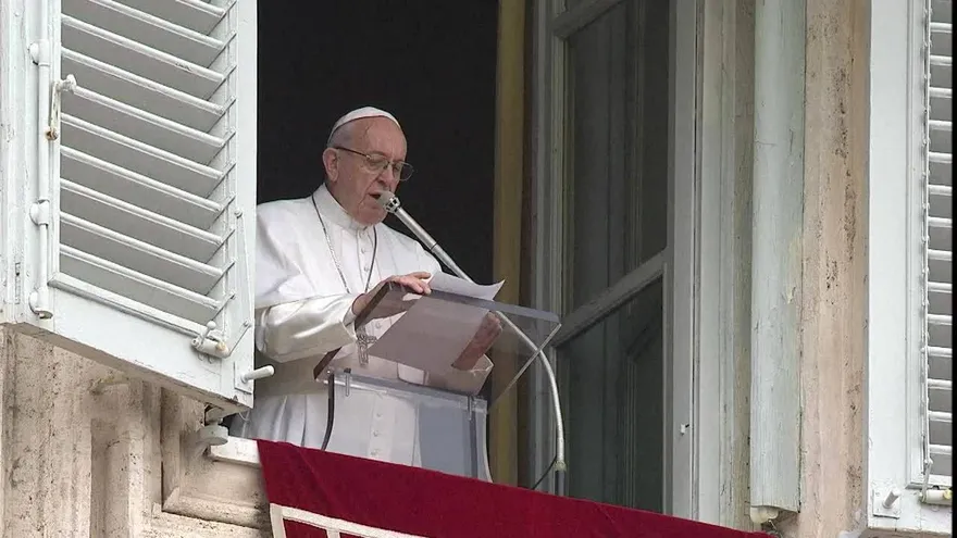 Papa pide el cese de la violencia en Siria para permitir ayuda