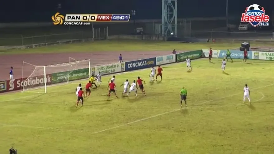 Guillermo Martínez pone a México adelante 1-0 sobre Panamá