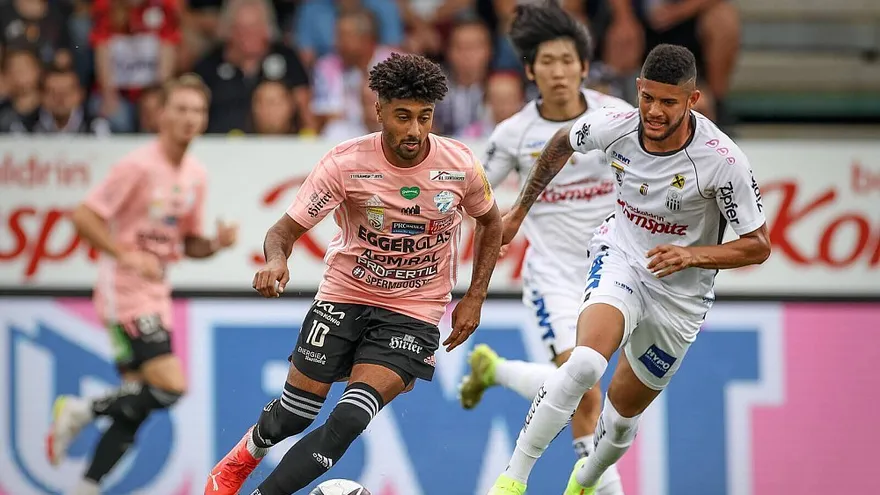 Andrés Andrade, estaría cerca de jugar en la Bundesliga alemana