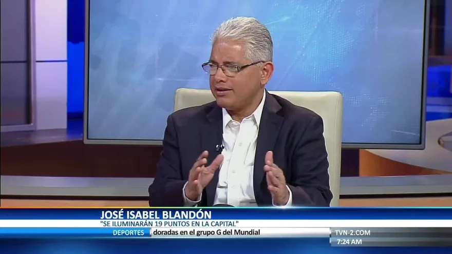 Blandón justifica inversión de alumbrado navideño