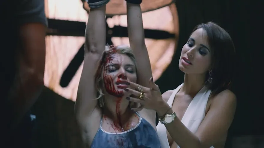 Sin Senos Si Hay Paraíso Capítulo 27