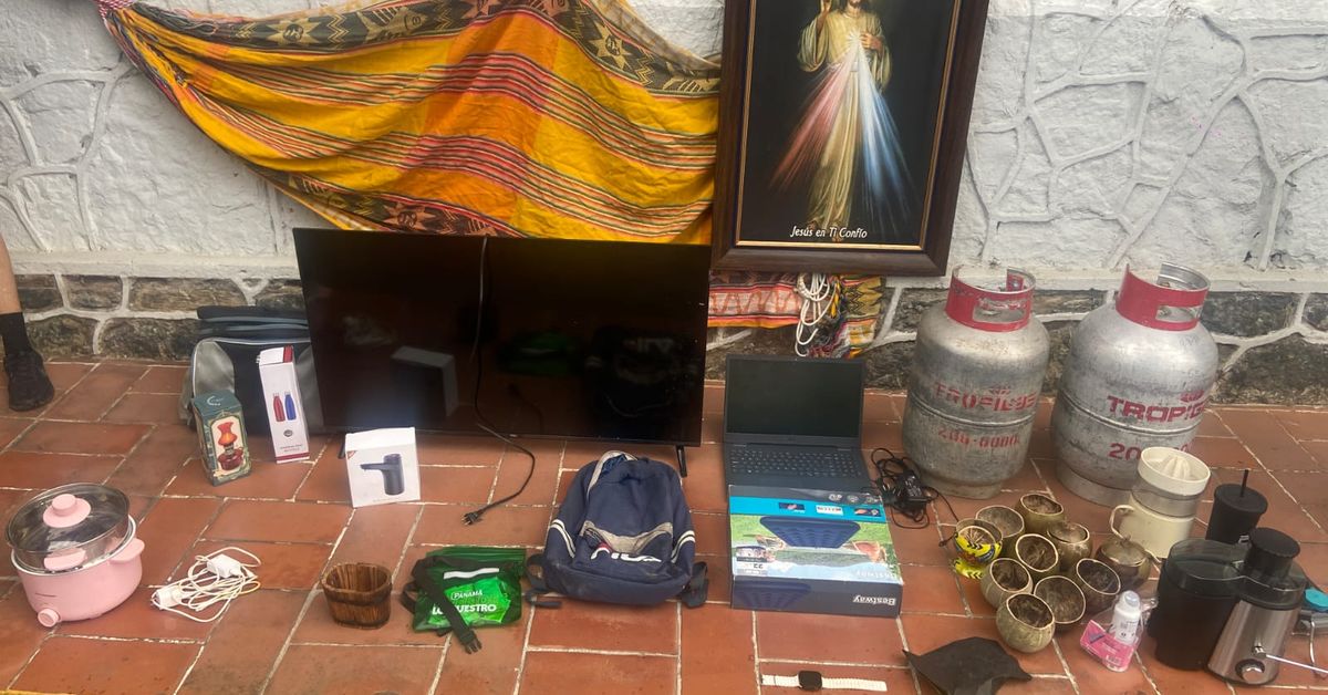 Desde laptops hasta tanques de gas; ubican artículos de dudosa procedencia en el cementerio de Las Tablas