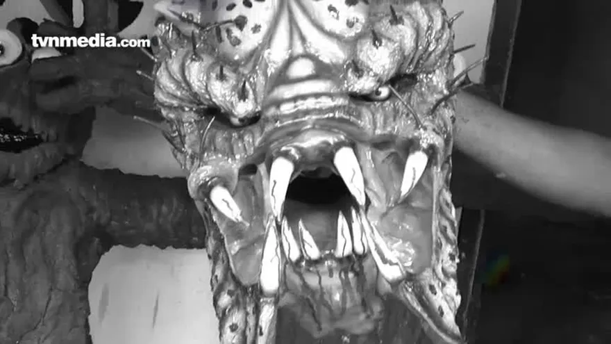 Fabricación de mascaras de diablitos