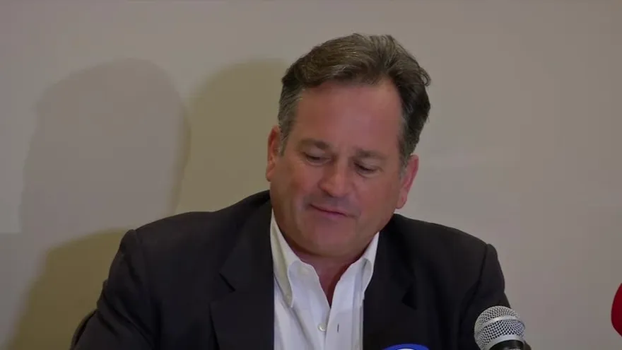 Navarro niega vinculo de su pasada campaña con Martinelli