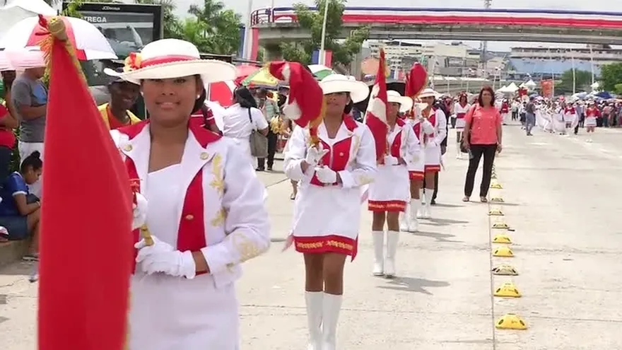 Definen ruta y detalles de los desfiles patrios