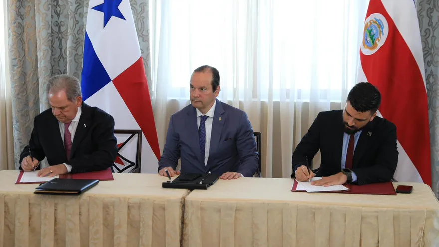 Memorando entre Panamá y Costa Rica impulsa proyecto ferroviario centroamericano